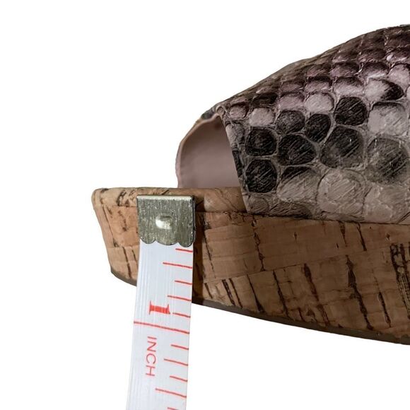 Madden Girl ~ Carry platform heels ~ faux snake print ~ size 9 - Picture 9 of 13